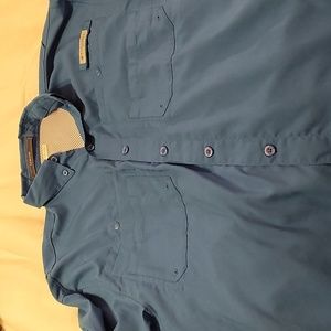 Men's Columbia PFG Small Shirt